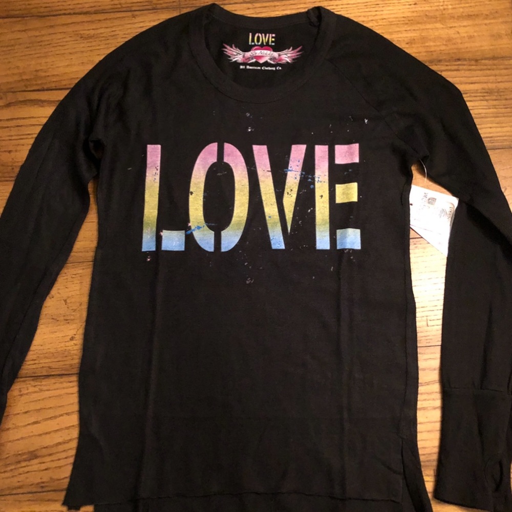 So Nikki black long sleeve “LOVE”